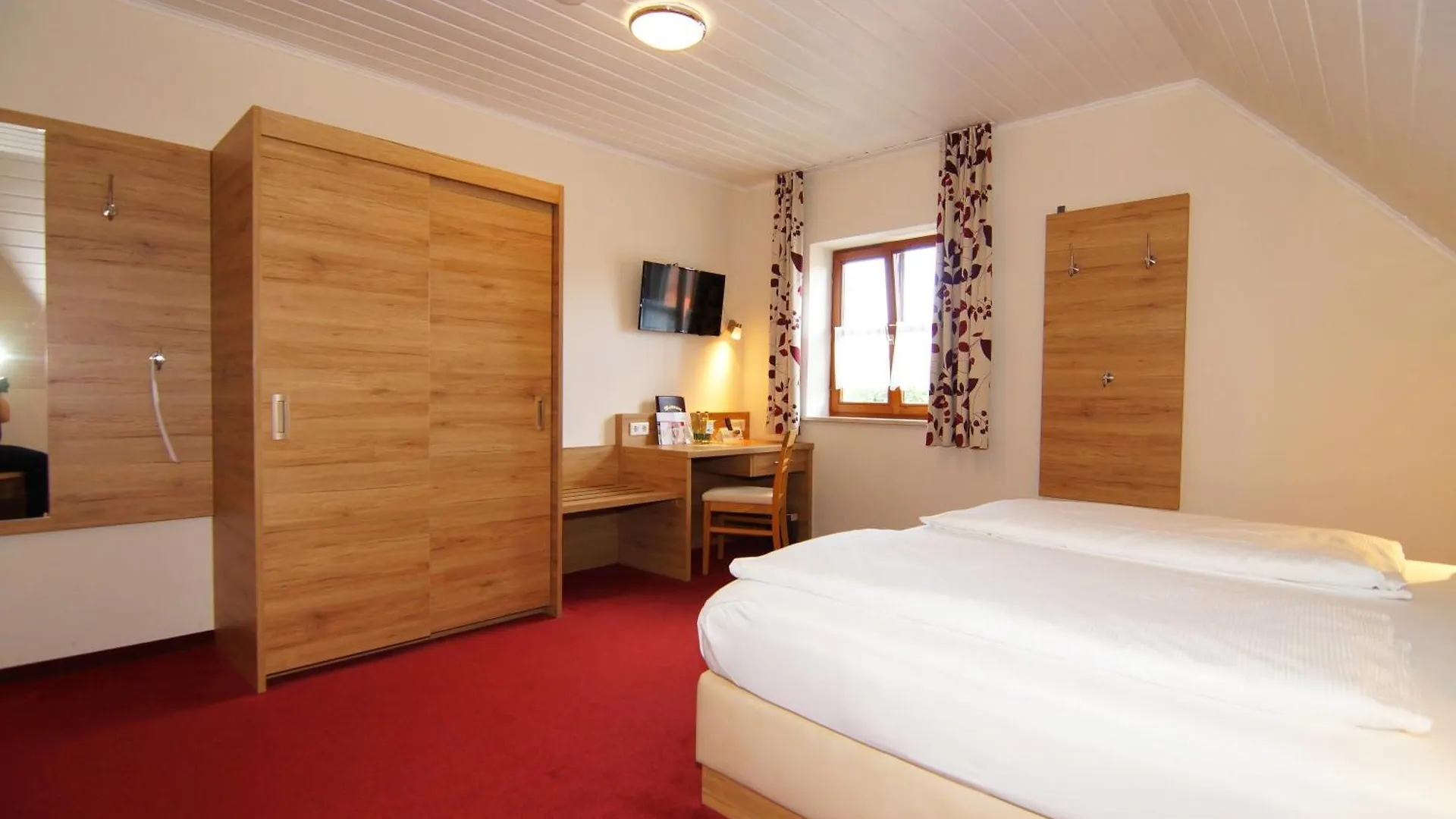 Gasthaus Und Landhotel Wiedmann Eresing Guest house