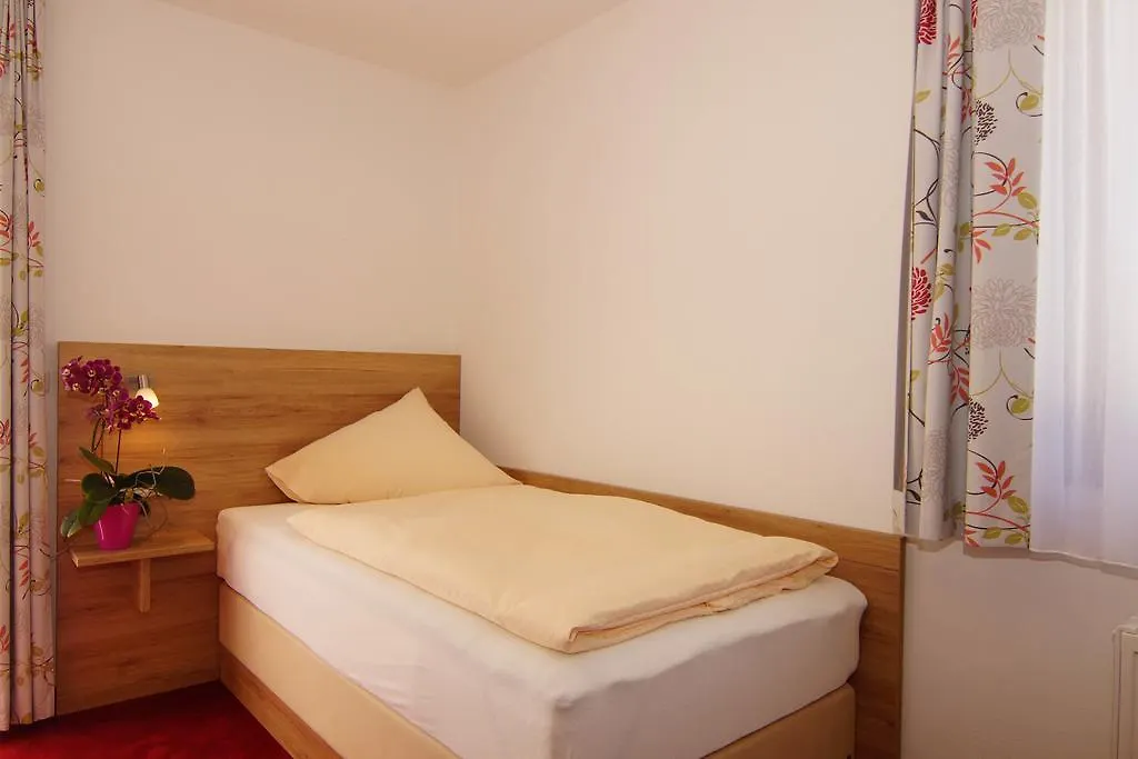 Gasthaus Und Landhotel Wiedmann Eresing 3*,