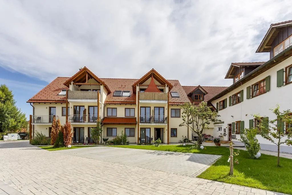 Guest house Gasthaus Und Landhotel Wiedmann Eresing