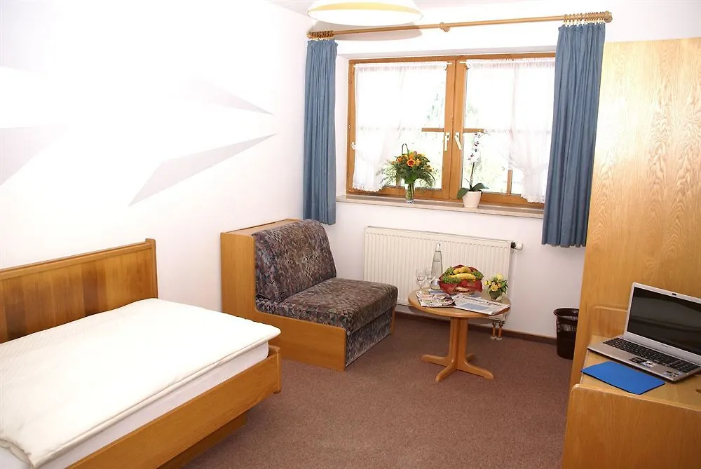 *** Guest house Gasthaus Und Landhotel Wiedmann Eresing Germany