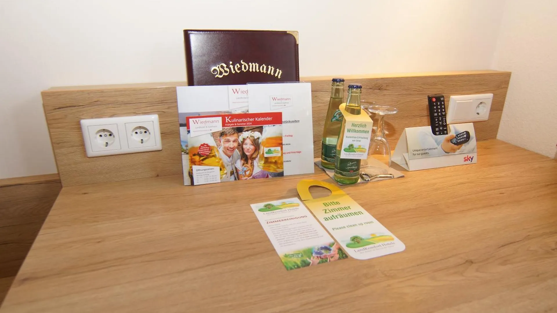 Gasthuis Gasthaus Und Landhotel Wiedmann Eresing