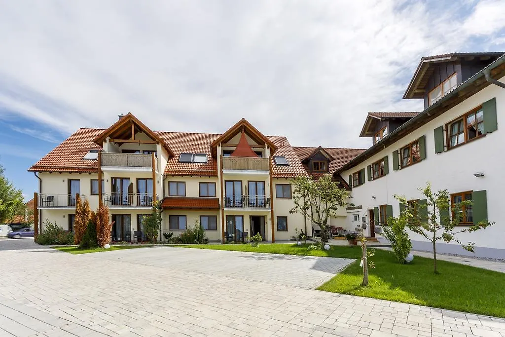 Gasthaus Und Landhotel Wiedmann Eresing Duitsland
